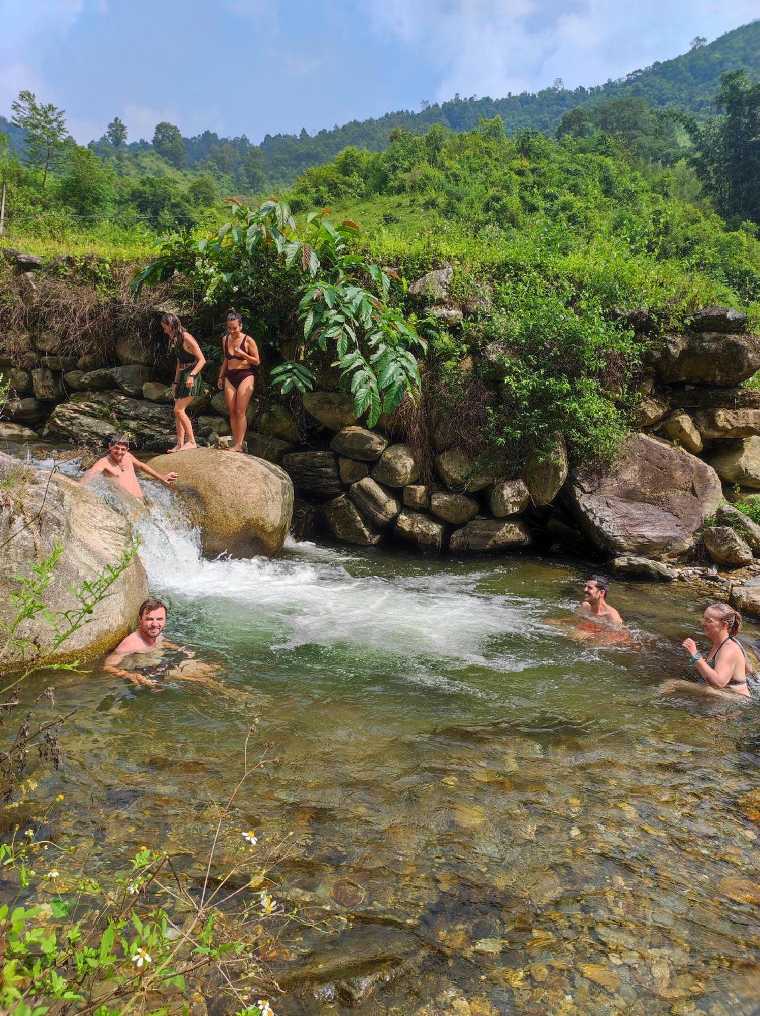 Lung Muoi Homestay Na Giao 외부 사진