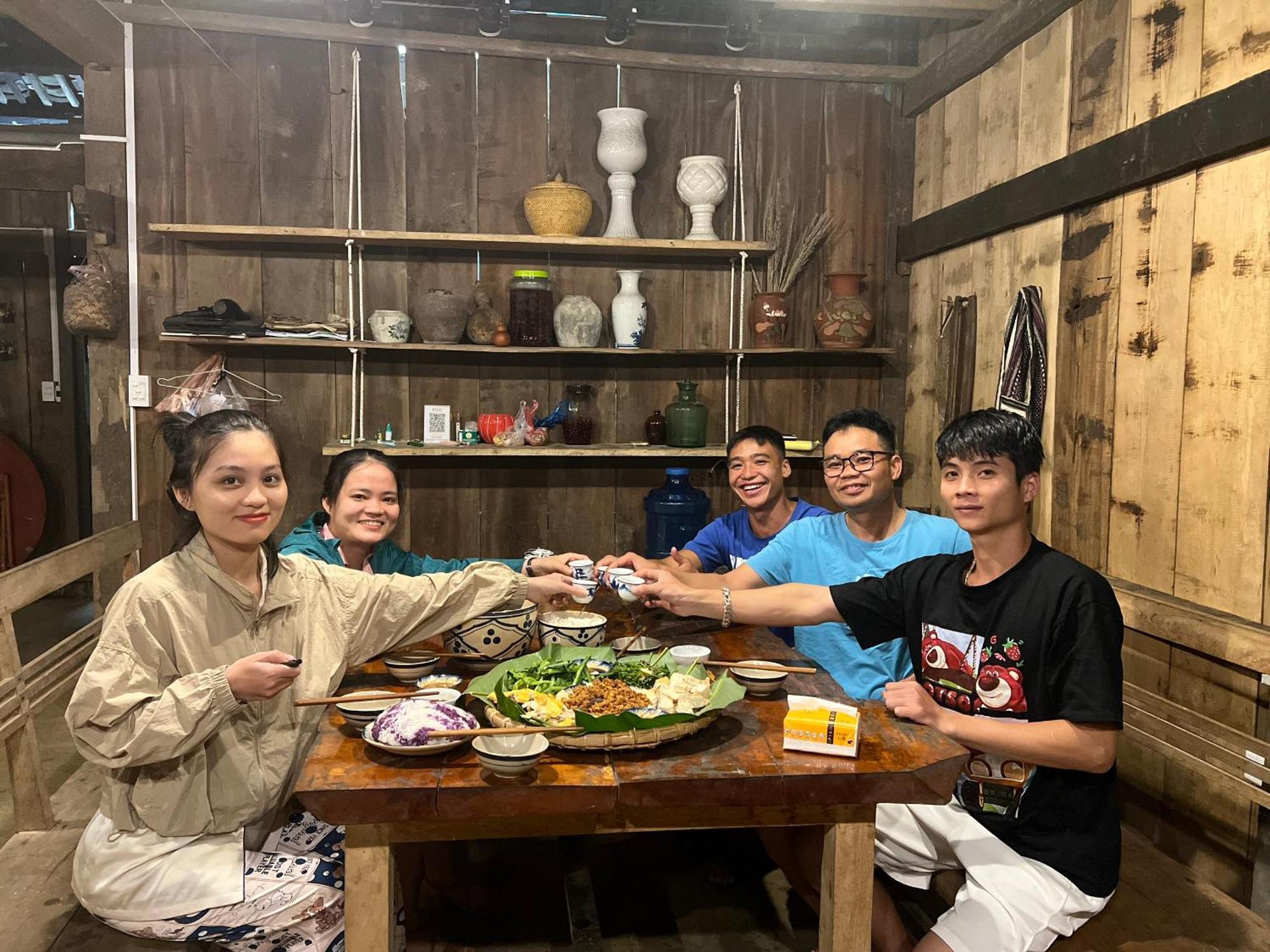 Lung Muoi Homestay Na Giao 외부 사진